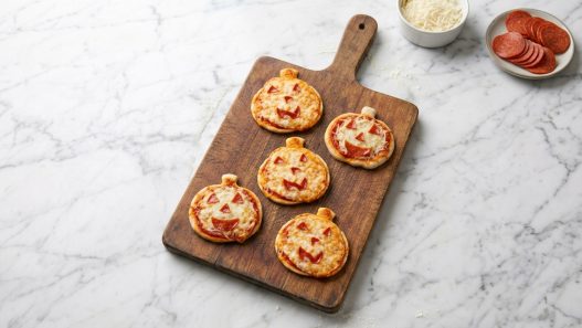 pumpkin shaped mini pizza recipe